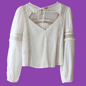 American Eagle embroidered top for women. Size S/P/CH. cream/white ❗️NEW no tags